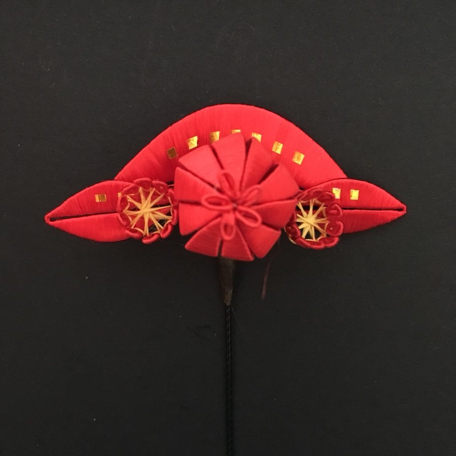 紅色石榴春仔花作品近景