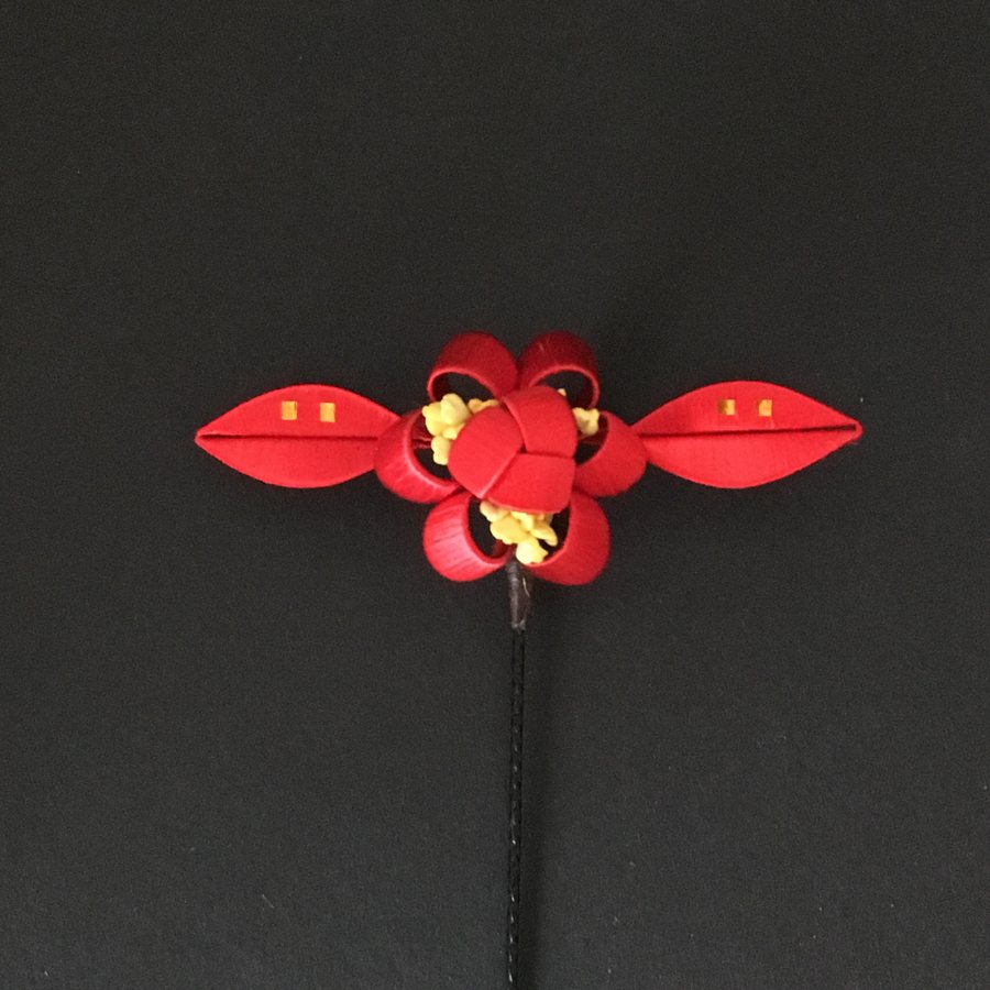 紅色玫瑰春仔花作品