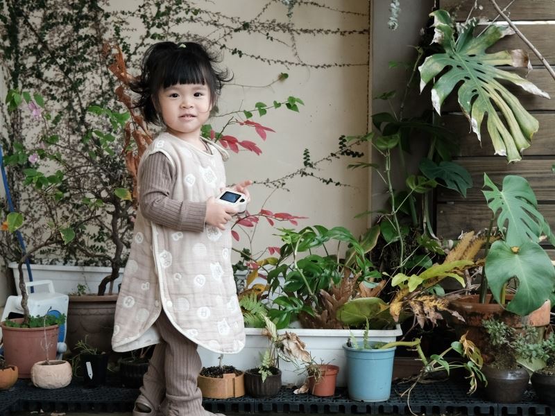 《米香日記》小鷹喝奶茶日本6重紗防踢背心